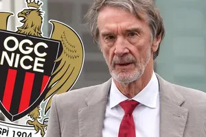 Sir Jim Ratcliffe không xuất hiện khi OGC Nice rơi vào sự cố cầu thủ bị hành hung. Ảnh: The Sun
