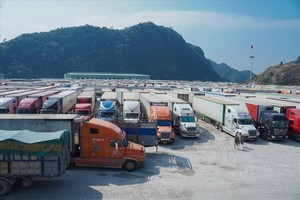 Cross-border trade: Convenient but vulnerable