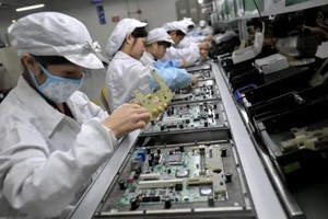 High-skilled labor insufficient when many technology corporations enter Vietnam