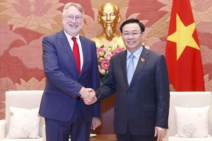 Vietnam hopes for increasingly substantive ties with EU: top legislator