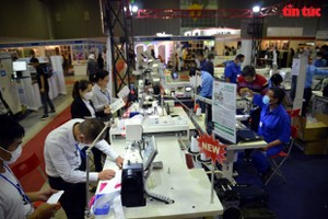 Int'l textile & garment exhibition underway in HCMC