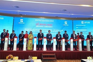 Energy, environment technology exhibition opens in Hanoi