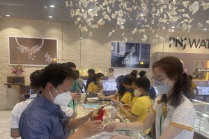 Gold declines VND500,000 per tael after Fed raises interest rates