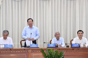 HCMC sees positive socio-economic growth in April amidst challenges