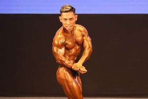 47-year-old bodybuilder Pham Van Mach wins gold at world championship