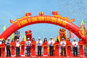 Ca Mau’s largest-ever bridge opened to traffic