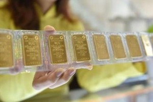 Gold rockets to VND75 million per tael