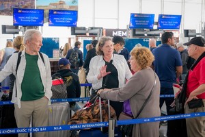 Noi Bai Airport sees surge in international travelers after Tet