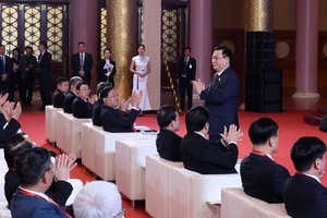 Top legislator attends VN-China seminar on SoE reform, state capital management