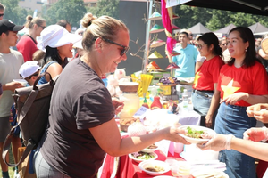 Vietnamese Embassy introduces culture, cuisine at Prague food festival