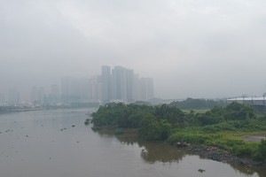 Warning of heavy rain, localized hail in HCMC
