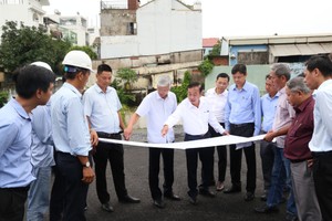 Site to be handed over for Tran Quoc Hoan-Cong Hoa road project in November