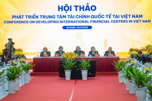 HCMC, Da Nang have advantages for developing inl't financial centers: Experts