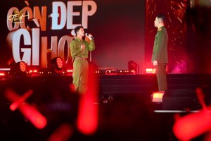 Composer of “Con Gi Dep Hon” wins the “Vietnamese Inspiration” award