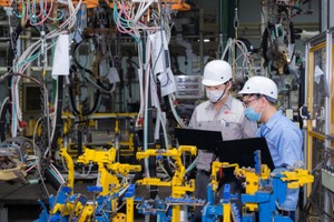 Industrial production maintains strong growth momentum