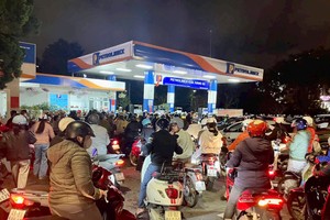Da Lat residents flock to fuel stations on supply fears