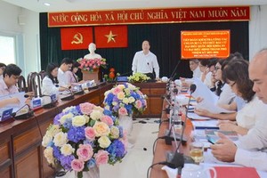 Deputy Secretary of HCMC Party Committee Nguyen Ho Hai is delivering his speech in the working session with District 3’s leaders. (Photo: SGGP)
