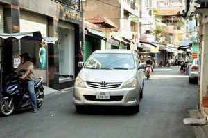 Co Giang Street in Phu Nhuan District became wider thanks to land donation for street expansion. (Photo: SGGP)