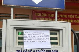 A gas station in Go Vap District posted an explanation notice on the temporary out-of-stock state yesterday afternoon.