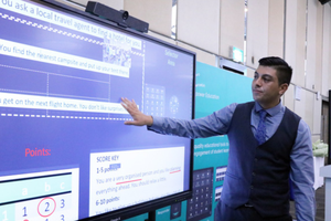 An English language teacher in HCMC is using ClassIn