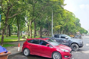 The paid parking lot on Le Lai Street in District 1