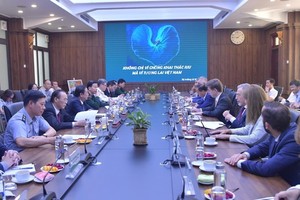 A working session between the Ministry of Agriculture and Rural Development and EC’s inspection team in Hanoi on October 18 on illegal, unreported and unregulated fishing (IUU)