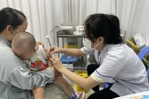 Vietnam administers 5 doses of diphtheria-containing vaccines to children starting at 2 months of age