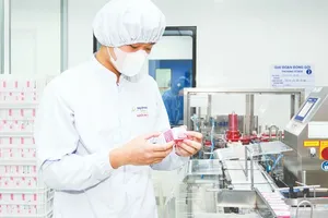 Medical products are entering the quality control phase at Imexpharm JSC (Photo: SGGP)