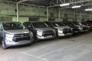 Vehicles seized as evidence in the Alibaba Real Estate fraud case, which had been confiscated since 2019, were only addressed in a court ruling in 2022 (Photo: SGGP)