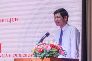 Deputy Minister Ho An Phong of Culture, Sports and Tourism is delivering his speech (Photo: SGGP)