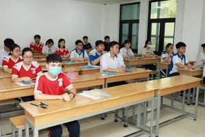 Candidates are sitting the 2024 V-ACT test (Photo: SGGP)