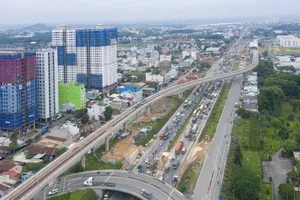 Long Binh Ward of Thu Duc City (HCMC) connecting HCMC to Di An City of Binh Duoc Province and Bien Hoa City of Dong Nai Province (Photo: SGGP)