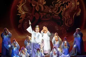 The play “Son Ha” by Sen Viet Stage participating in the 6th International Experimental Theatre Festival – 2025