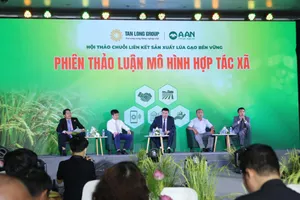 Quang cảnh buổi Hội thảo Chuỗi liên kết sản xuất lúa gạo bền vững – Cánh đồng hạnh phúc . Ảnhh: Phong Linh 