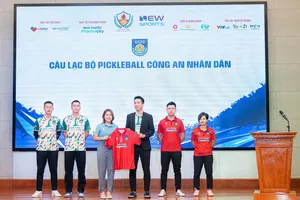 Ra mắt đội hình và áo thi đấu CLB Pickleball Công An Nhân Dân. Ảnh: Quỳnh Mai