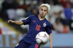 Chanathip chia tay tuyển Thái Lan vào giờ chót