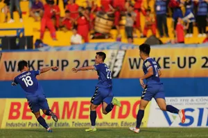 B.Bình Dương rộng cửa đi tiếp khi gặp Tây Ninh trên sân nhà. Ảnh: Dũng Phương