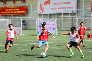 Gần 100 thí sinh đã đăng ký tham dự đợt tuyển sinh lần thứ 2. Ảnh: ANH TRẦN