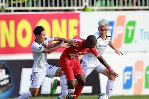 Viettel ngược dòng giành 3 điểm ngay trên sân Pleiku. Ảnh: MINH TRẦN