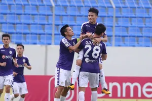 Quang Hải lập siêu phẩm ở bàn mở tỷ số cho Hà Nội. Ảnh: VIẾT ĐỊNH