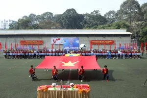 Lễ khai mạc diễn ra long trọng trên sân Tao Đàn. Ảnh: Anh Trần