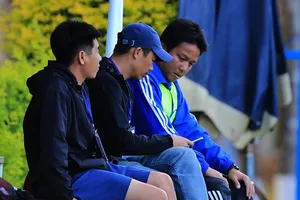 Ban huấn luyện đội Bình Định. Ảnh: M.Trần