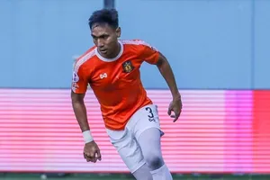 Trung vệ Afiq Yunos