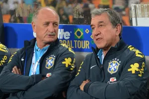 HLV Scolari vào tầm ngắm của LĐBĐ UAE