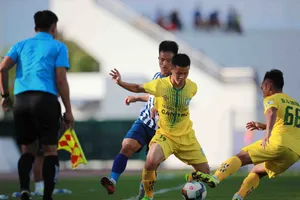 Cần Thơ có đươc 1 điểm quý giá trên sân Bà Rịa. Ảnh: Dũng Phương