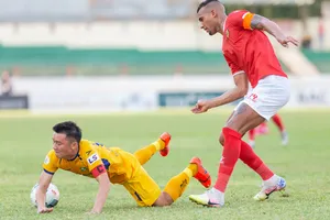 SLNA đang kẹt lại ở khu vực nguy hiểm sau 11 vòng đấu