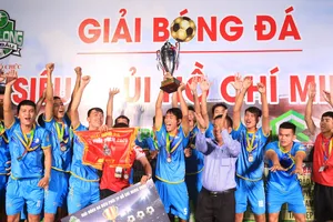 Niềm vui chiến thắng của đội Đăng Khang Land