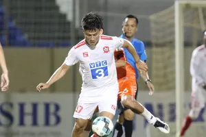 Dù có sự bổ sung Hồng Quân cùng 2 trụ cột khác từ Than QN nhưng Hải Phòng vẫn c hưa cải thiện tình hình. Ảnh: VIẾT ĐỊNH