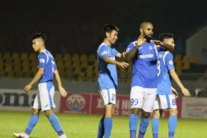 Claudecir ghi bàn nhưng Than Quảng Ninh không thể bảo toàn chiến thắng