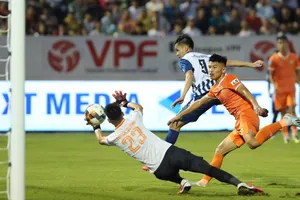 Công/thủ nhịp nhàng, Bình Định giành chiến thắng 4-0 ngay trên sân Bà Rịa. Ảnh: BRVTFC